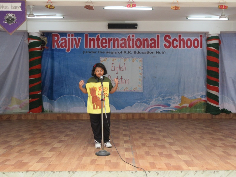 10.JPG-English Recitation Competition