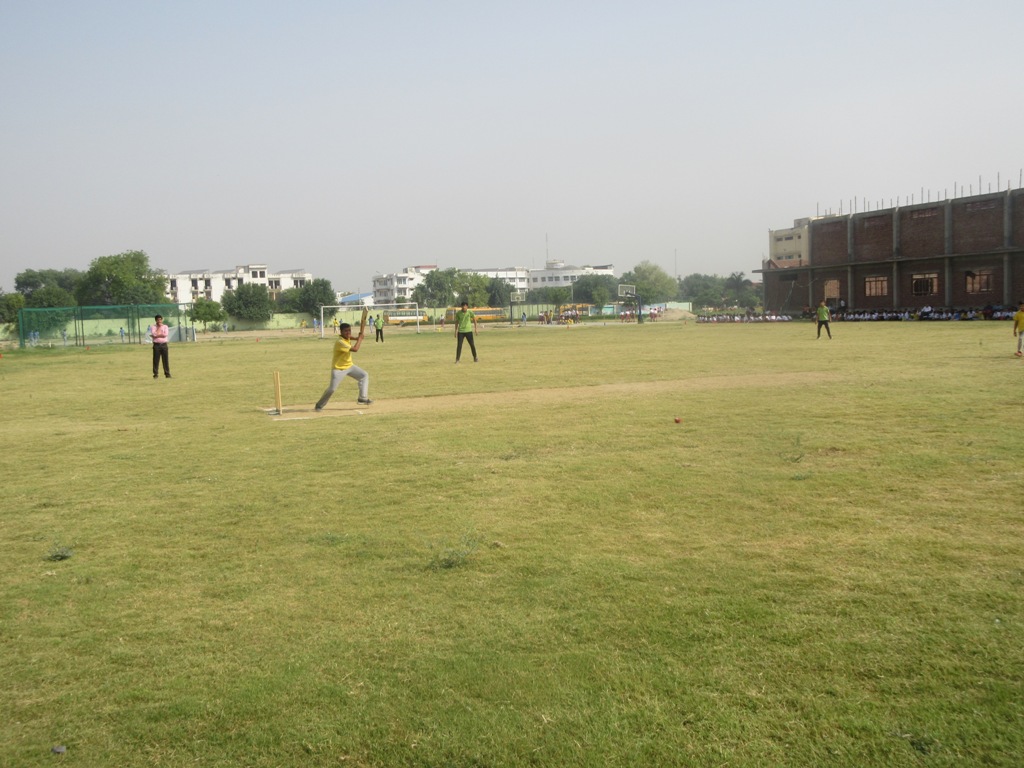 5.JPG-Inter House Cricket Tournament