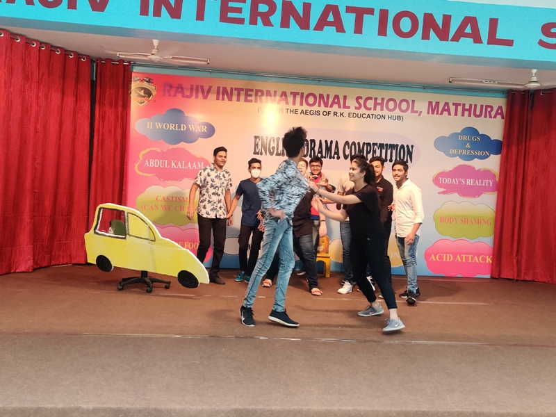 2.JPG-English Drama Competition