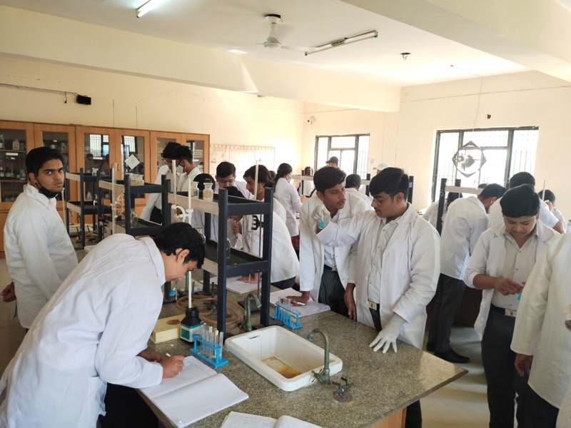 2.JPG-Lab Practical