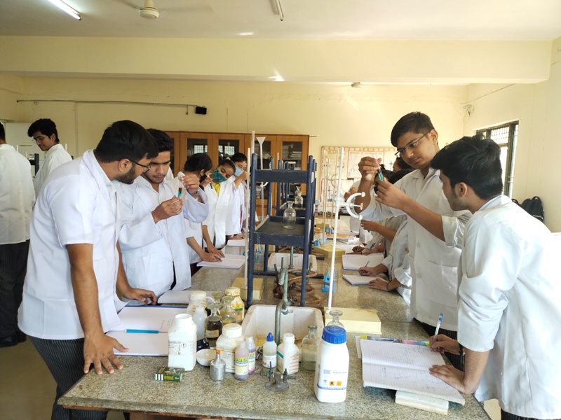 3.JPG-Lab Practical