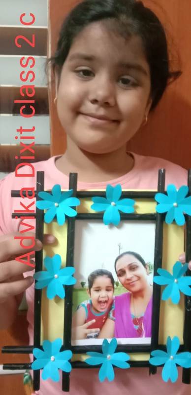 8.JPG-Photo Frame Activity