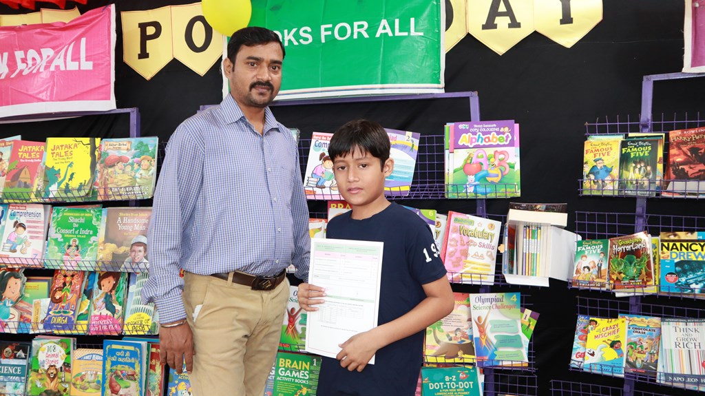 15.JPG-Book Fair